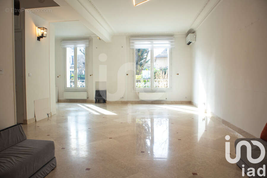 Photo 5 - Maison à SAINT-MAUR-DES-FOSSES