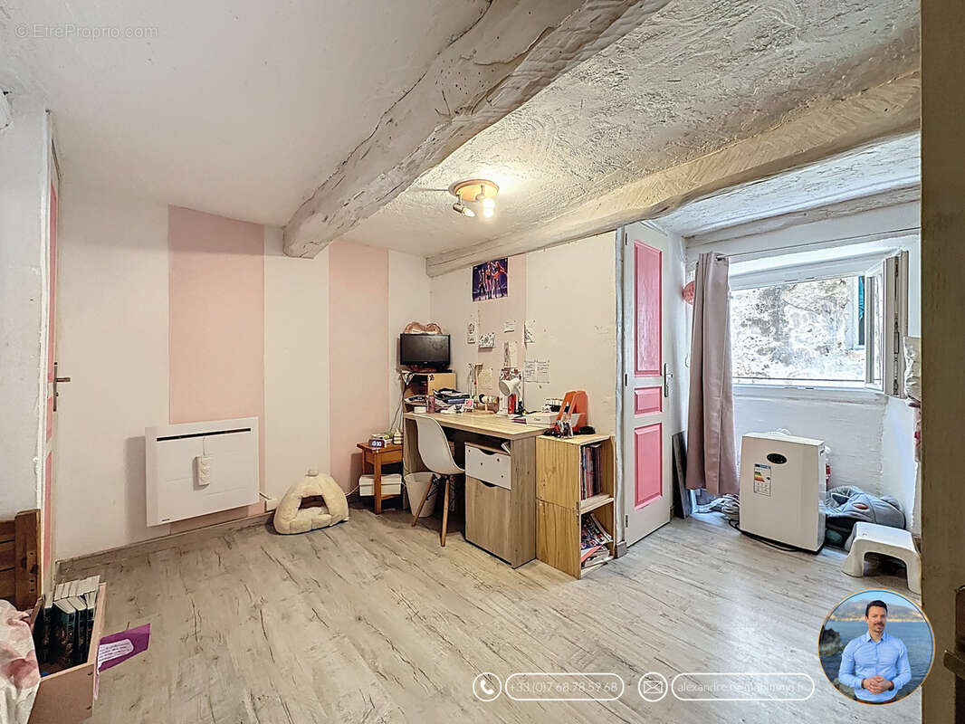 Appartement à CASTELLAR