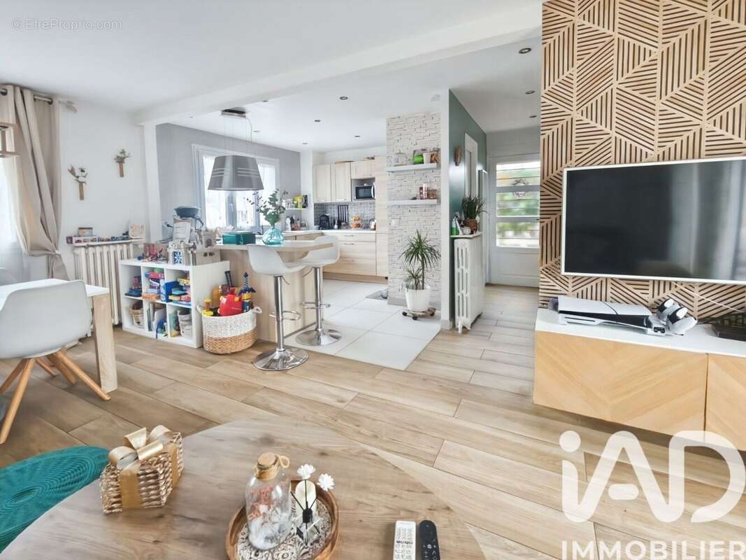 Photo 5 - Maison à CHENNEVIERES-SUR-MARNE