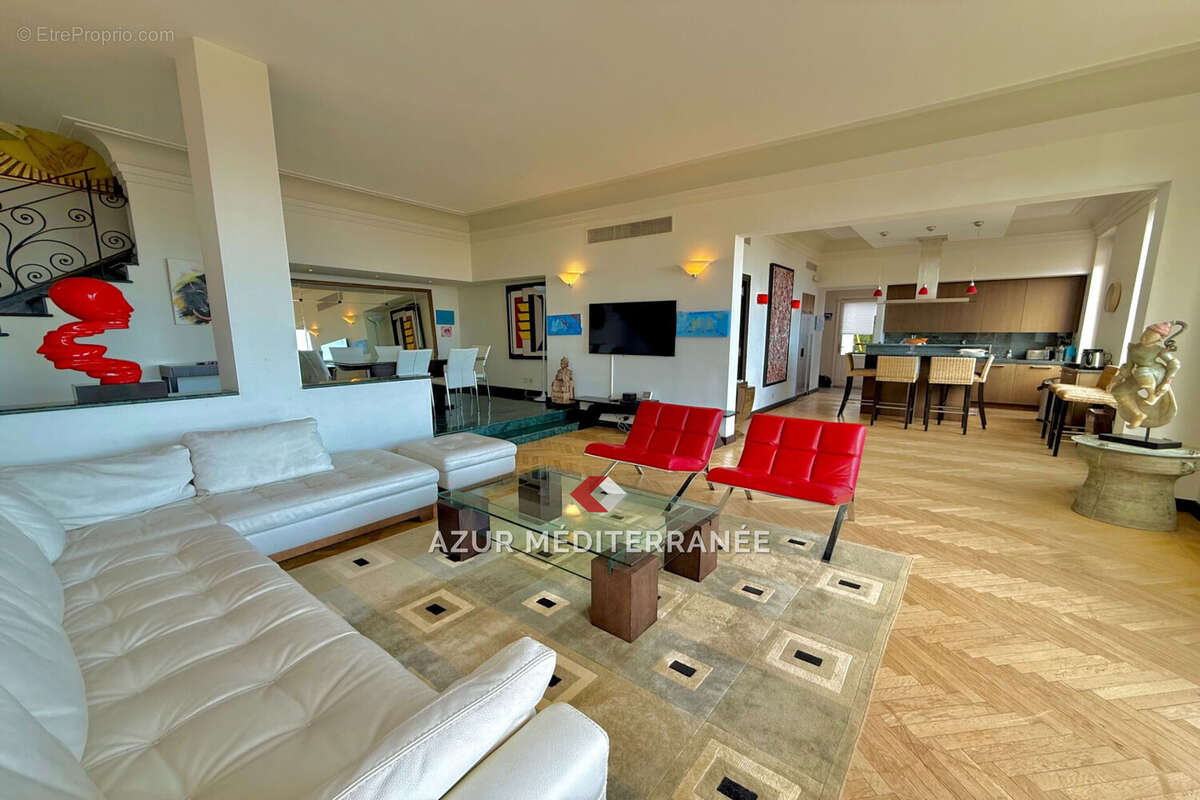 Maison 298 m² à Villefranche-Sur-Mer  - photo 7