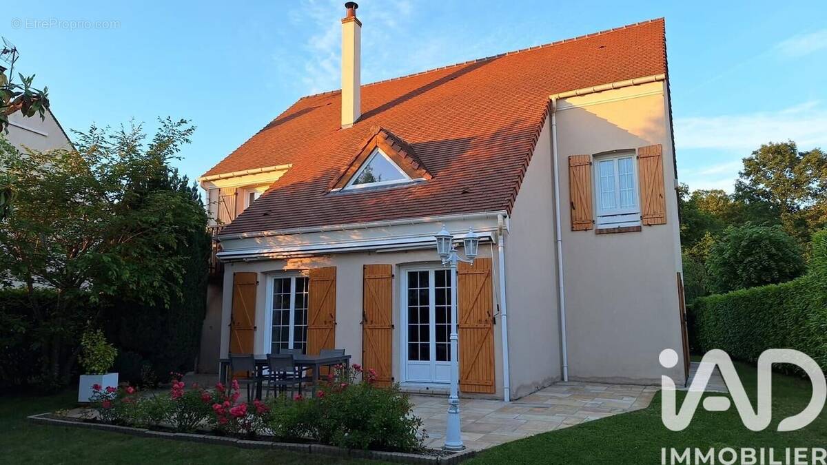 Photo 1 - Maison à MAROLLES-EN-BRIE