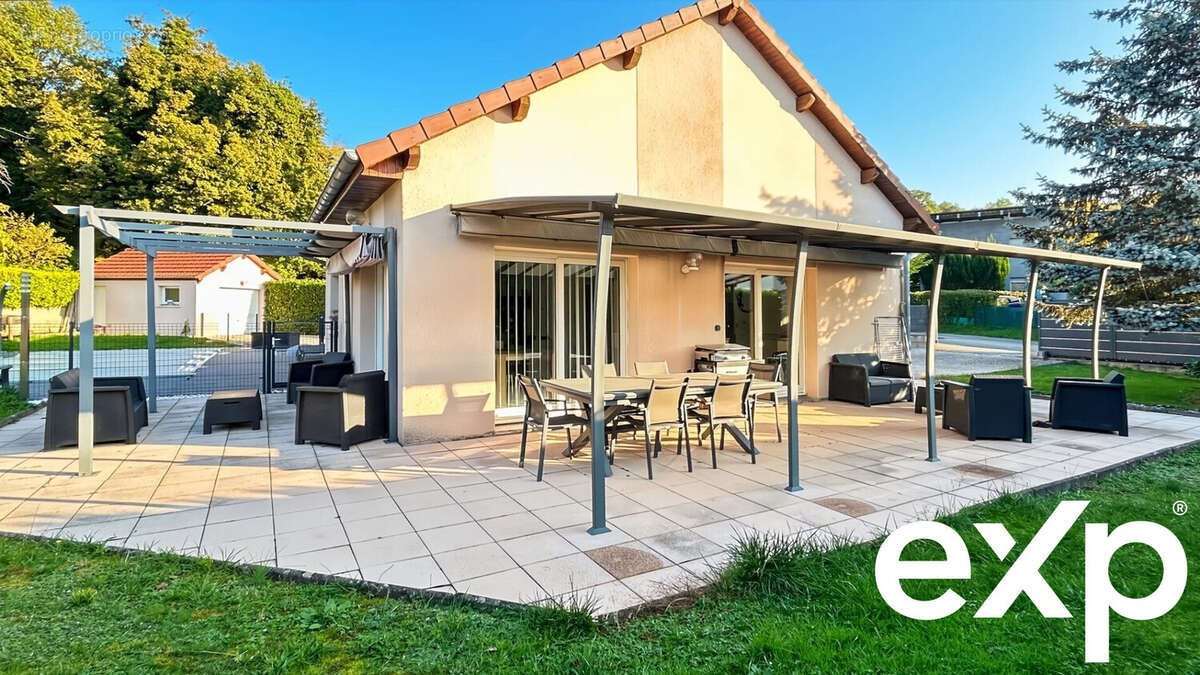 Maison à BOUSSIERES