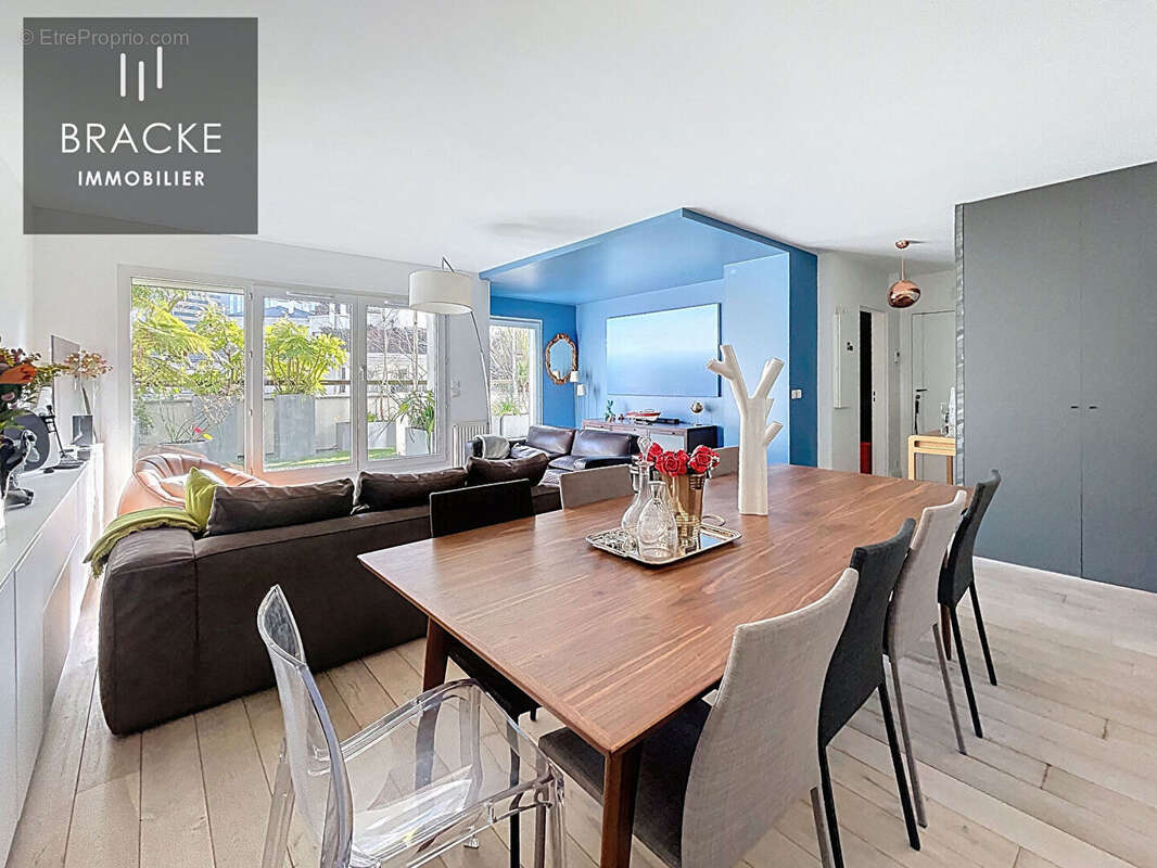 Appartement à COURBEVOIE