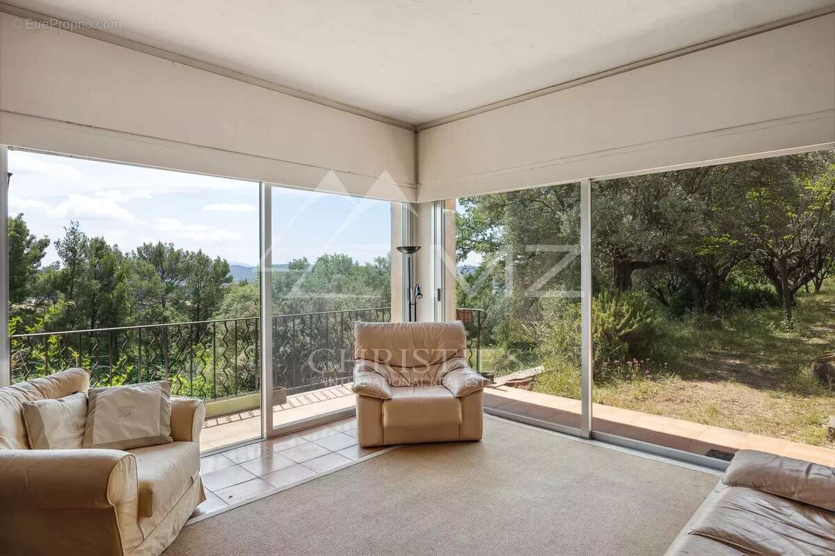 Maison à FAYENCE