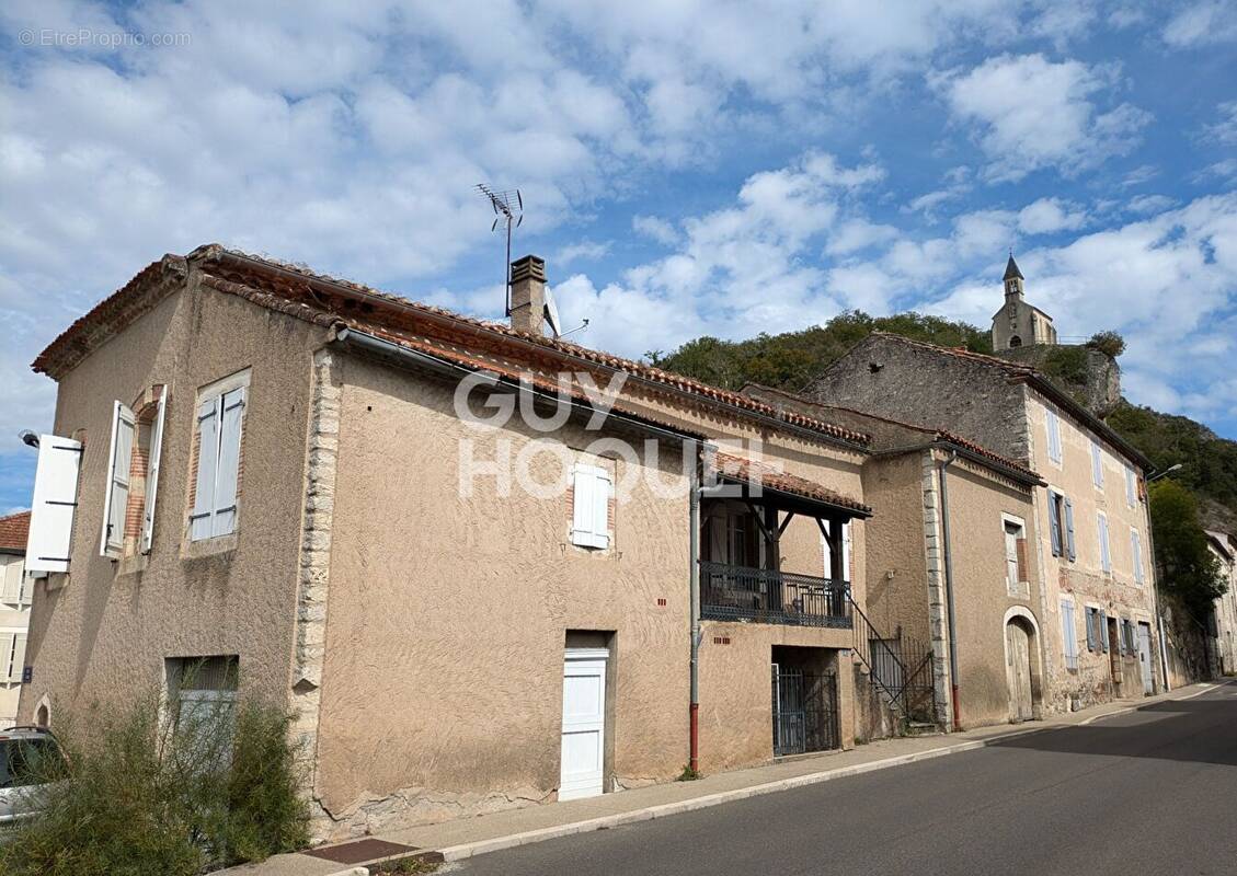 Maison à LAROQUE-DES-ARCS
