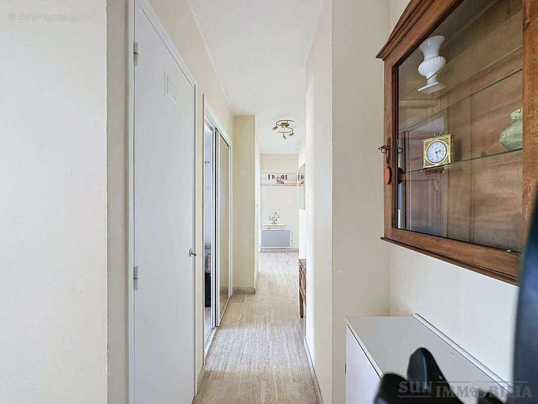 Appartement 62 m² à Cagnes-Sur-Mer  - photo 6