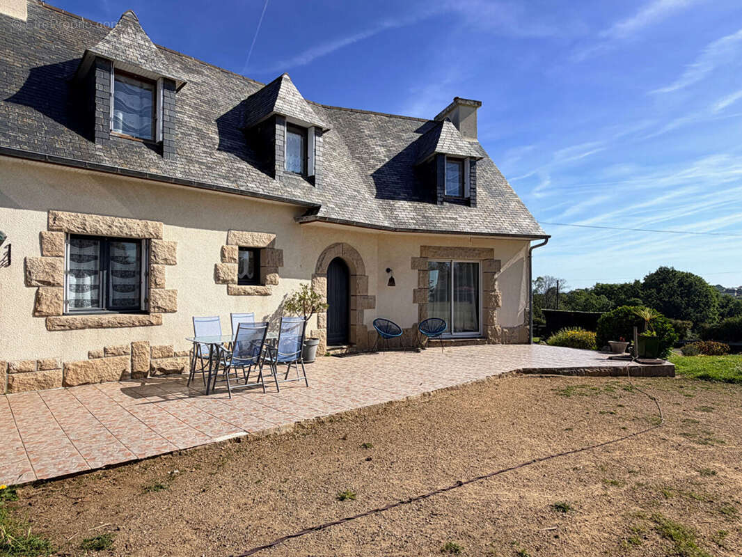 Maison à SAINT-QUAY-PERROS