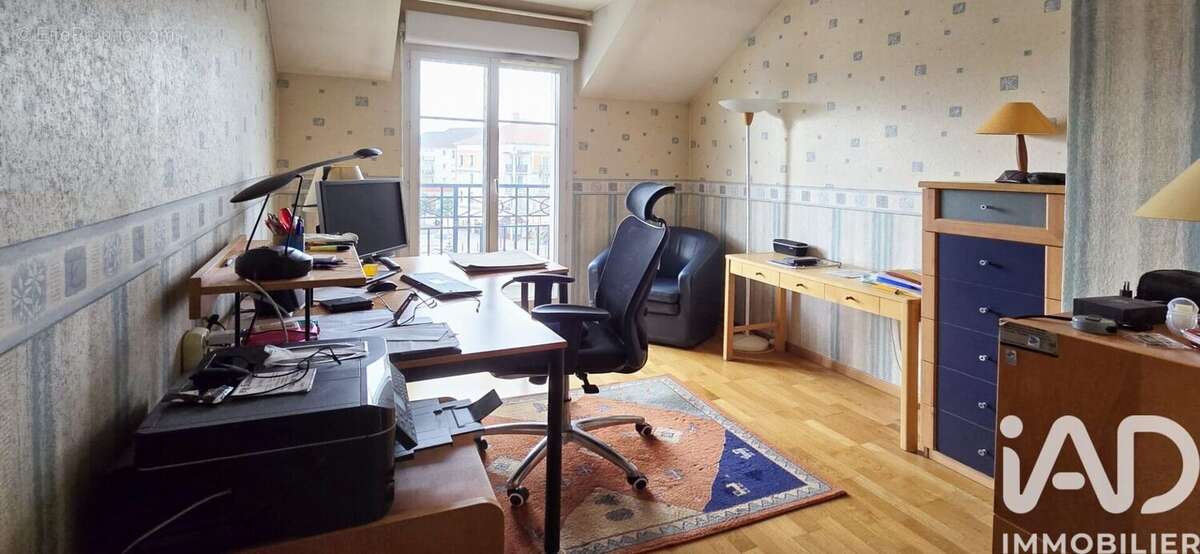 Photo 6 - Appartement à BAILLY-ROMAINVILLIERS