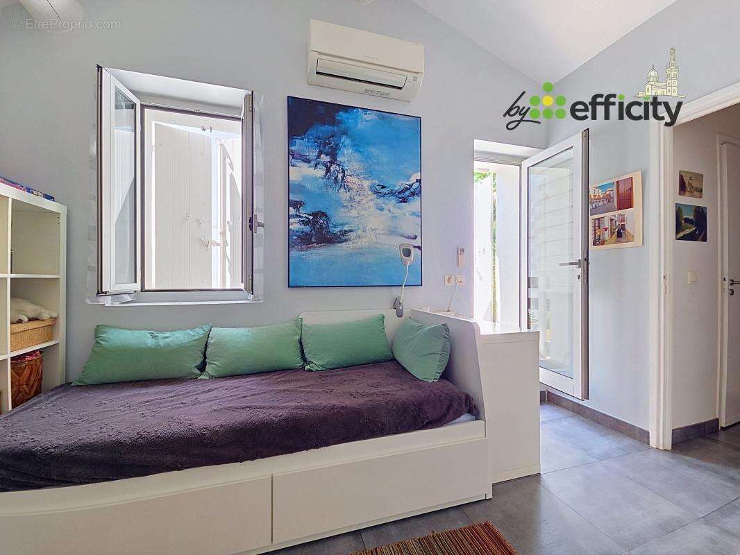 Maison à MARSEILLE-6E