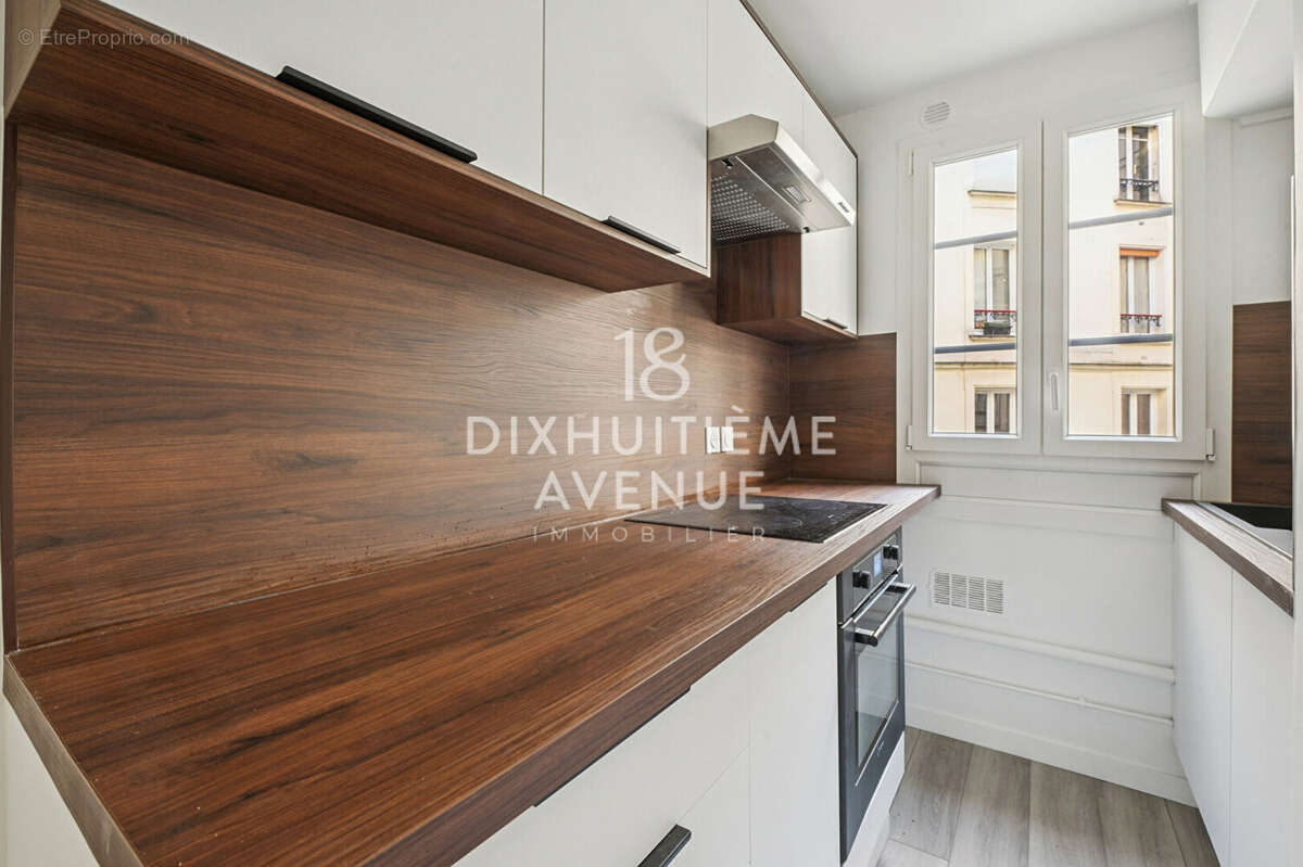 Appartement à PARIS-18E