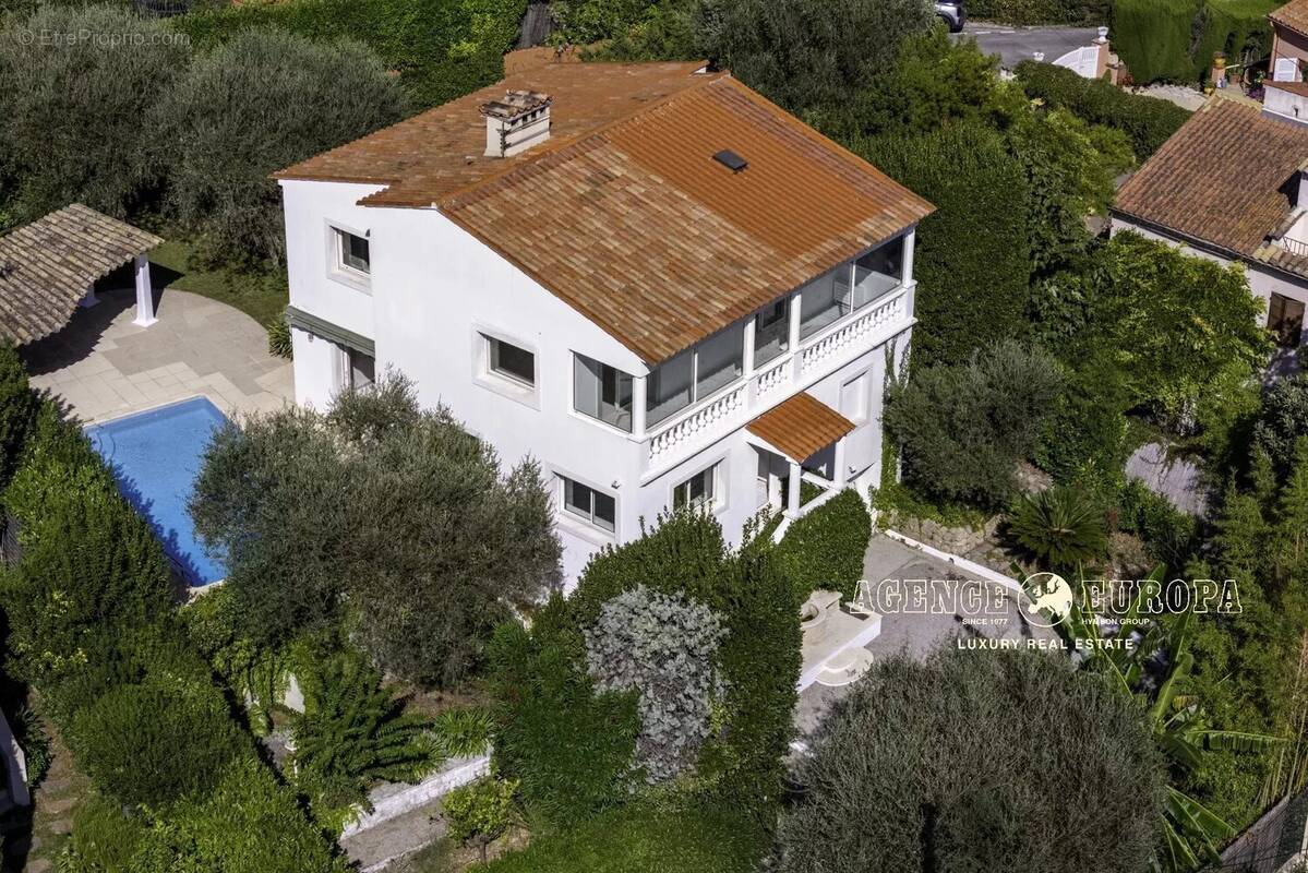 Maison à LE CANNET