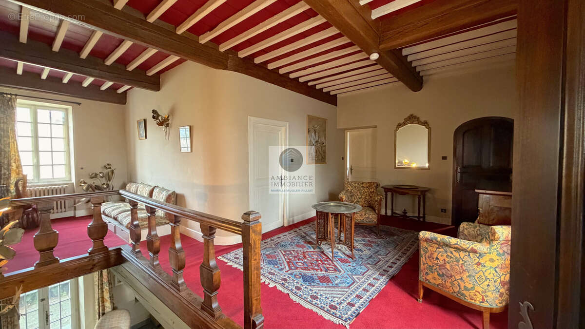 Maison à LA ROCHE-DE-GLUN