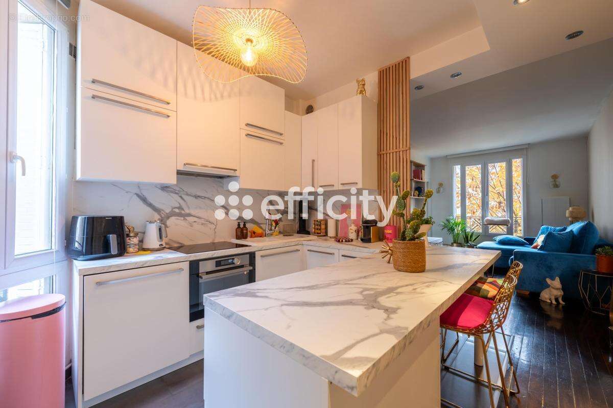 Appartement à SURESNES