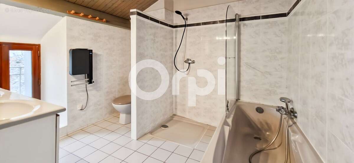 Appartement à RUOMS