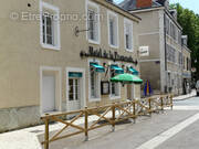 Commerce à SAINT-GAULTIER