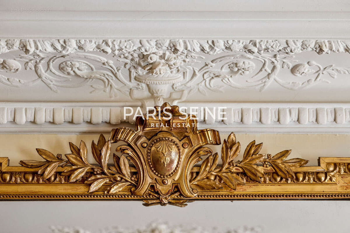 Appartement à PARIS-6E