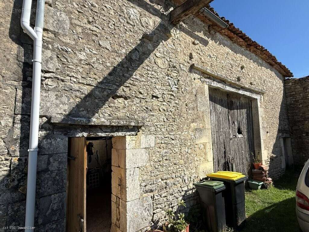 Maison à MANSLE