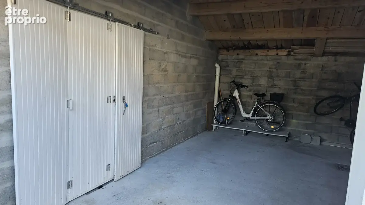 Studio avec coin alcove + terrasse + garage ! - photo 14