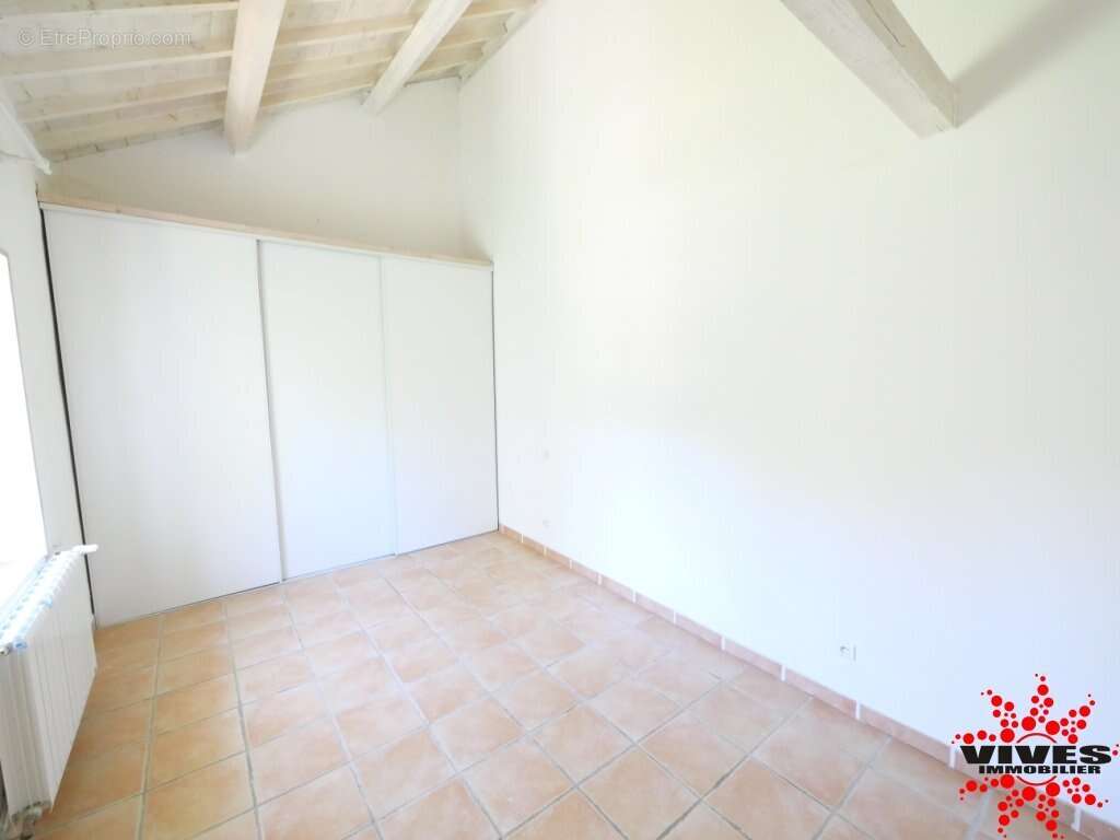 Maison à CRUZY