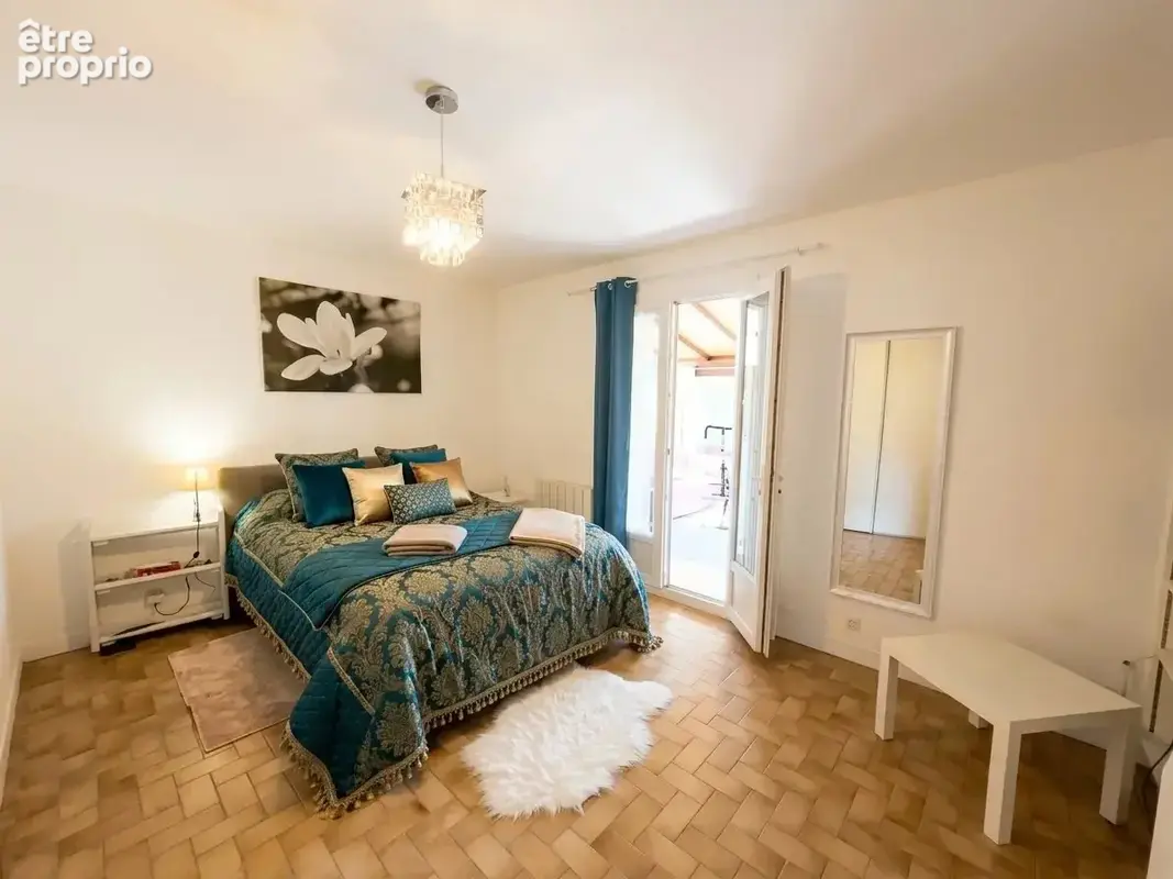 LE VAL - Belle maison provençale au calme, 5 chambres, terrain de 490 m² - photo 15