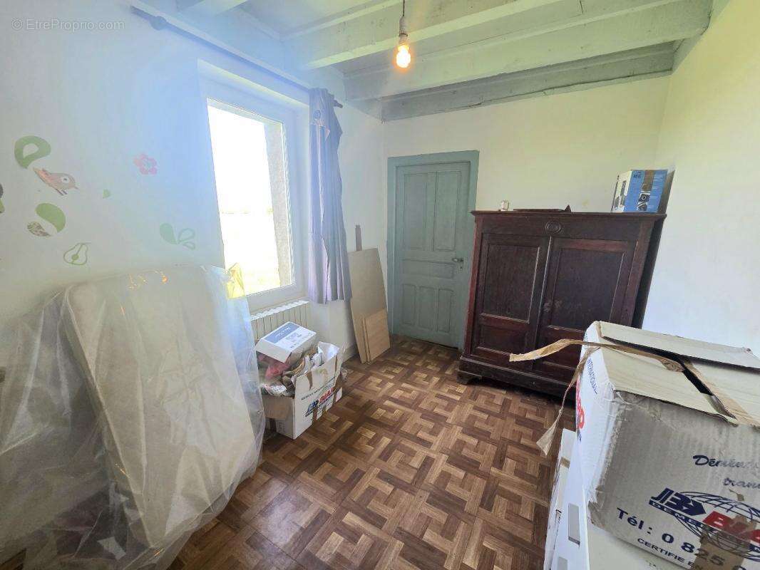 Maison à ANGLARS-SAINT-FELIX