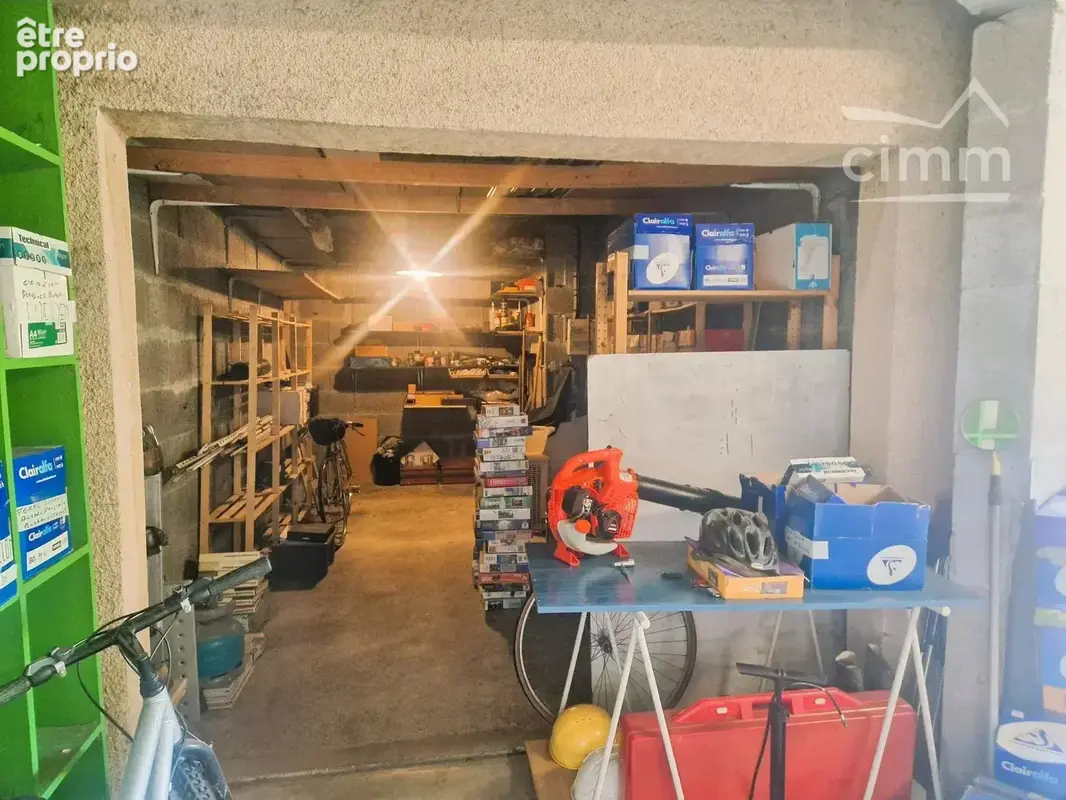BOURGOIN-JALLIEU – BIEN RARE ! 381,50 m² sur 1 528 m² : maison de fonction 85,50 m² + 6 bureaux + garage – Fort potentiel locati - photo 35