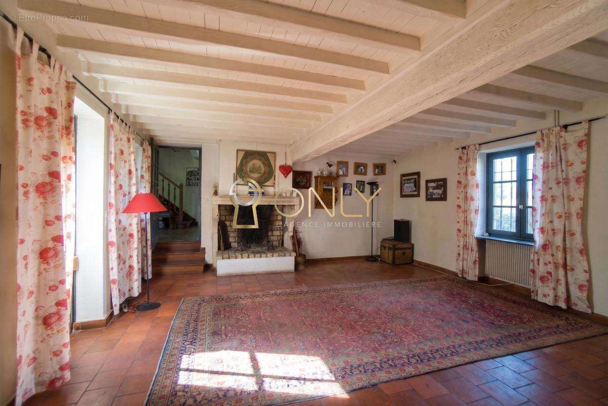 Maison à SAINTE-EUPHEMIE
