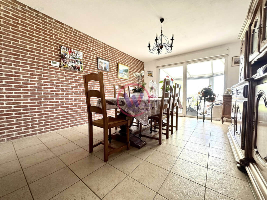 Maison à NEUVILLE-VITASSE