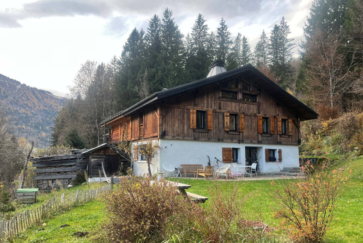Maison à LES HOUCHES