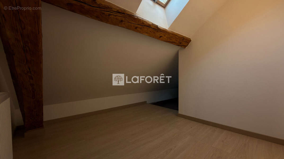 Appartement à SALINS-LES-THERMES
