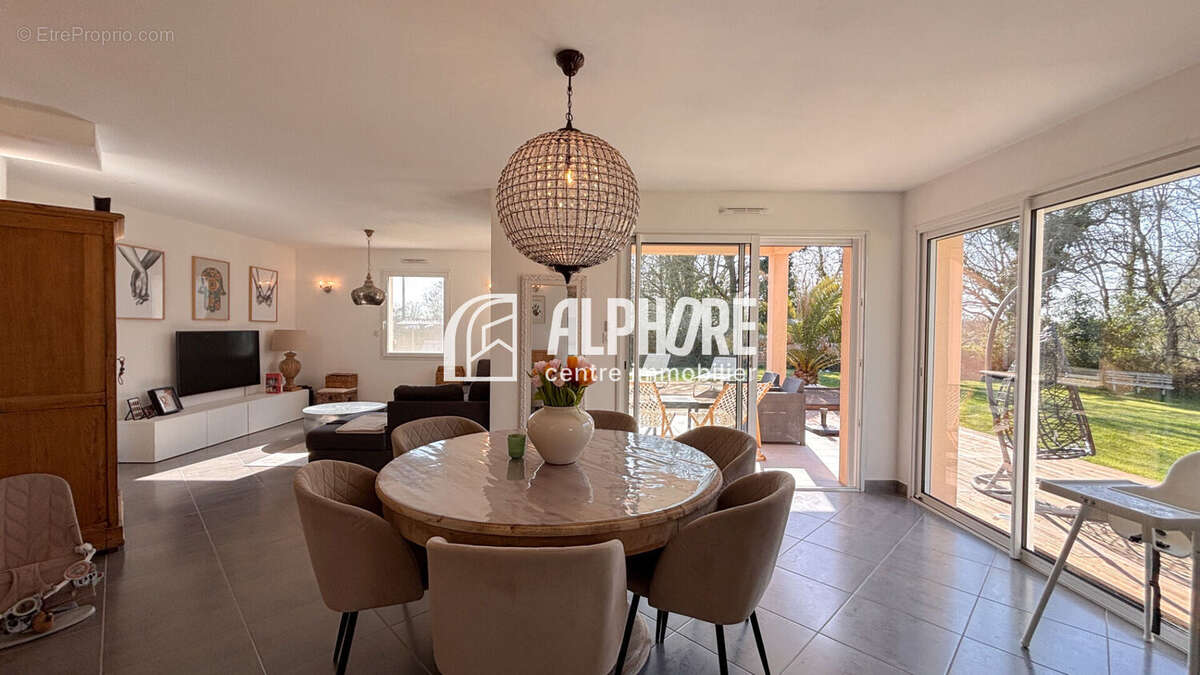 Maison de plain pied 3 chambres 98 m2 - photo 3