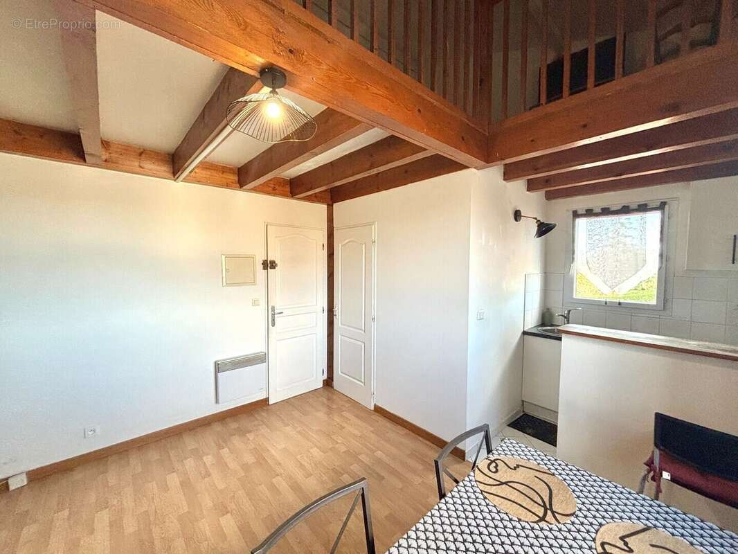 Appartement à LAHONCE