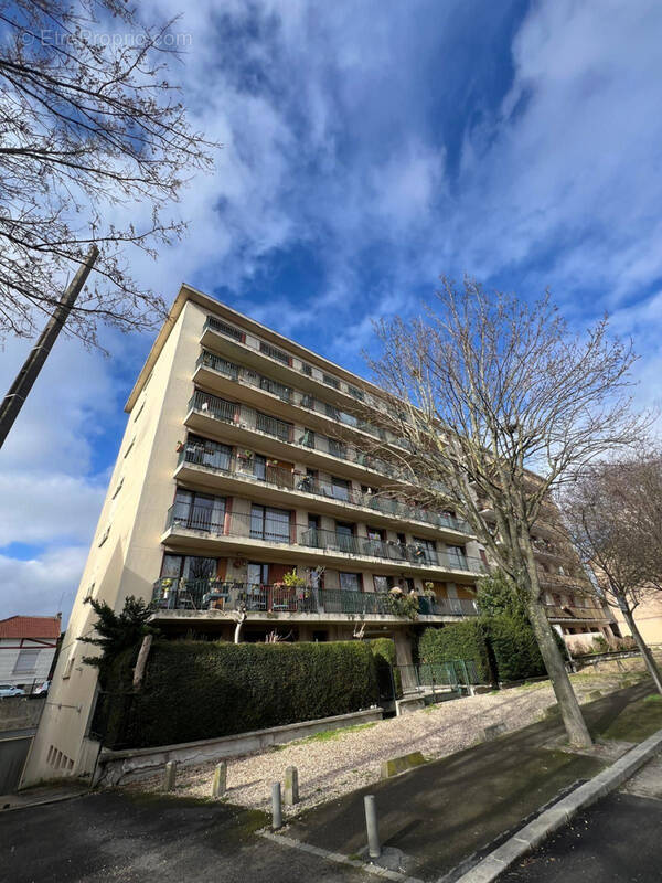 Appartement à BAGNOLET