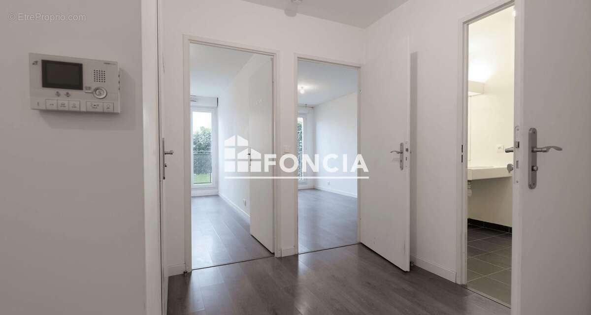 Appartement à SAINTE-GENEVIEVE-DES-BOIS