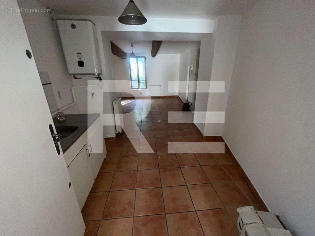 Appartement à BERNIS