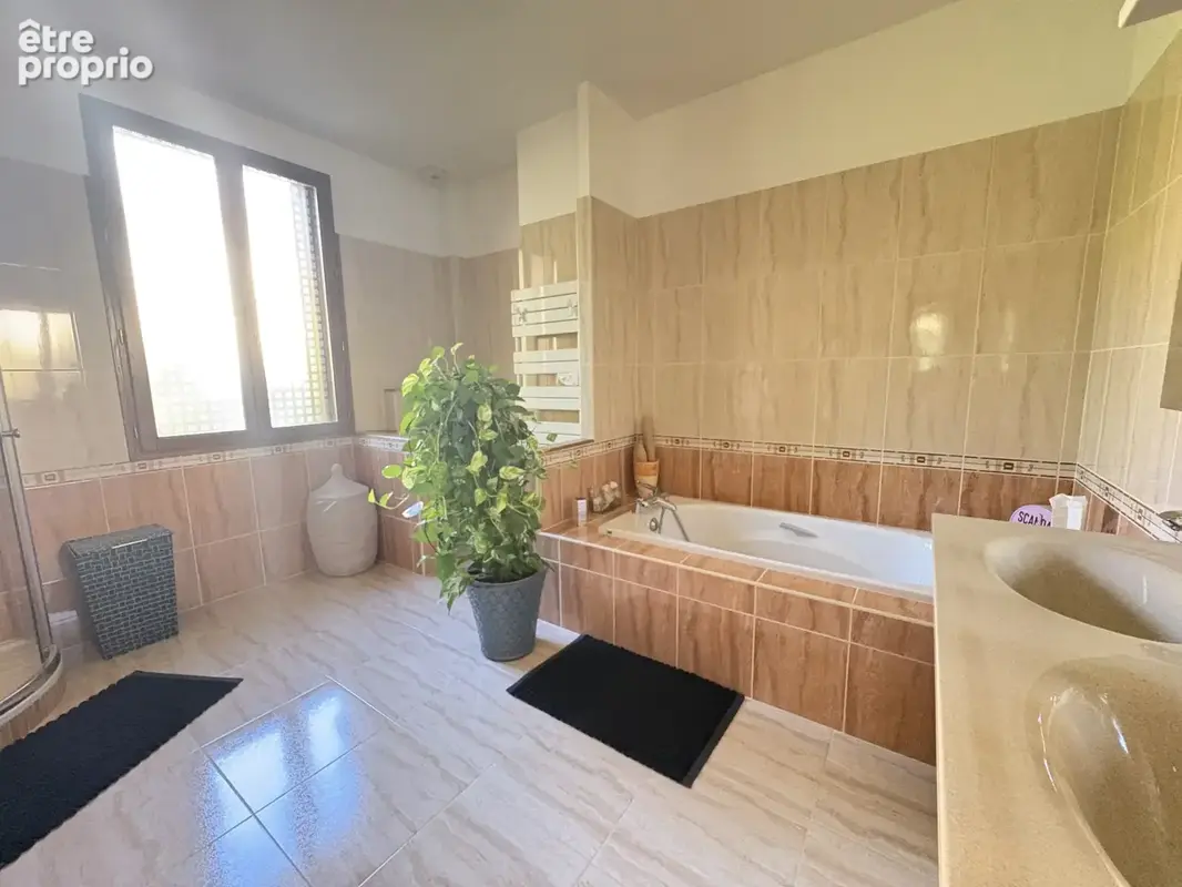 Maison de ville - 4 pieces - st gauderique - photo 11