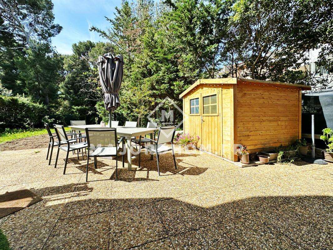 Appartement à MARSEILLE-8E