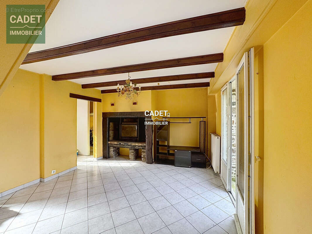 Maison à SAINT-SAUVEUR-LA-POMMERAYE