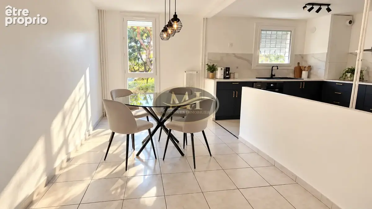 Appartement Type 5 104 m2 - Rez de chaussée - Environnement verdoyant - photo 5