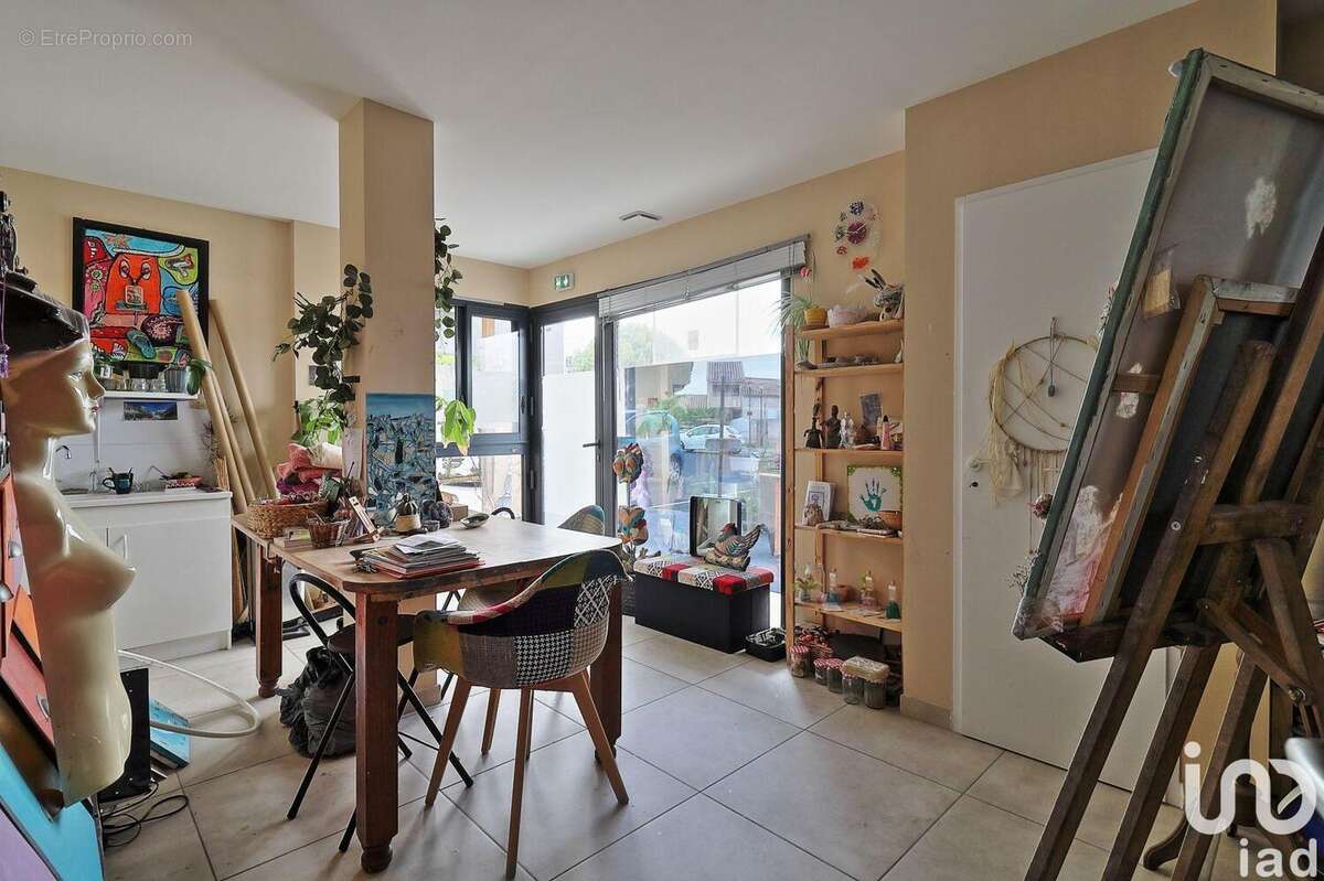 Photo 8 - Commerce à SAINT-CYPRIEN