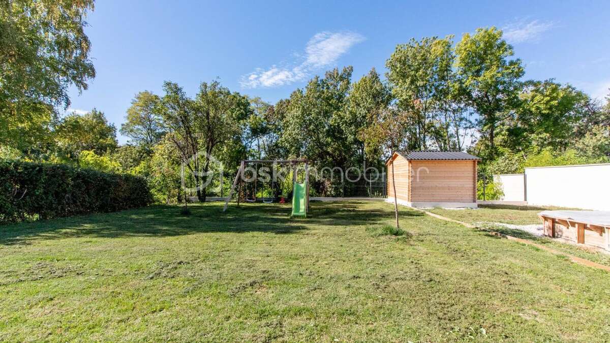 Maison à MONTELIMAR