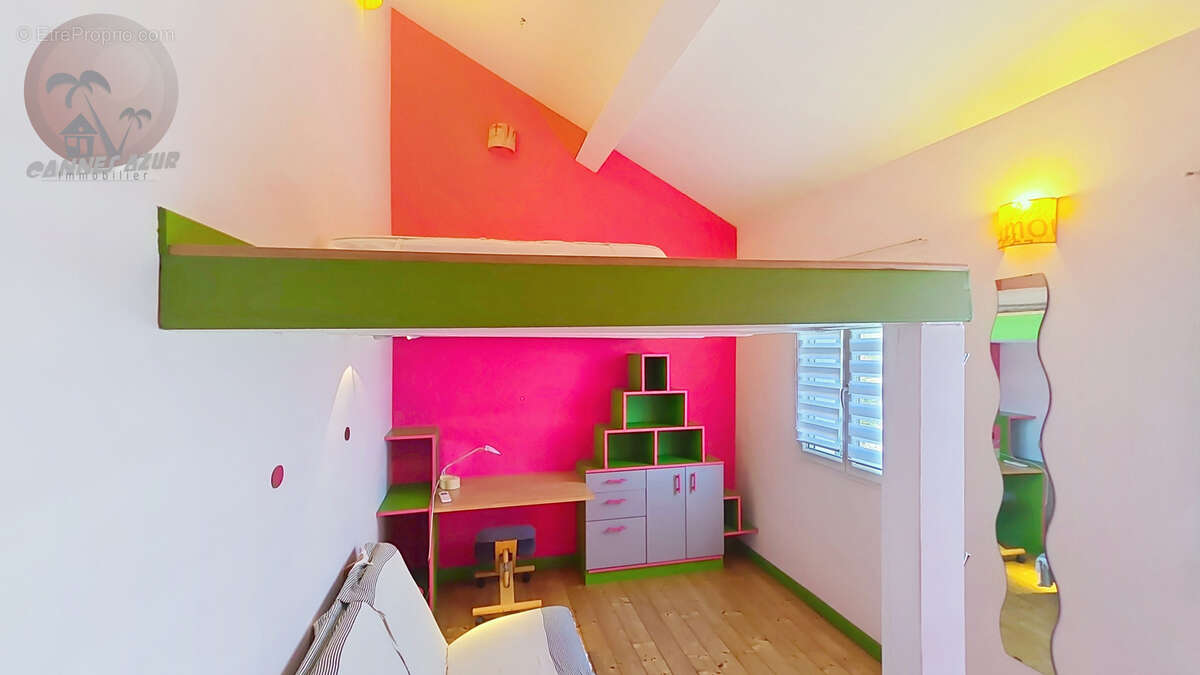 CANNES-LA-BOCCA à vendre maison 6 pièces de 131 m2 sur un terrain de 386 m2 avec piscine hors sol - photo 12