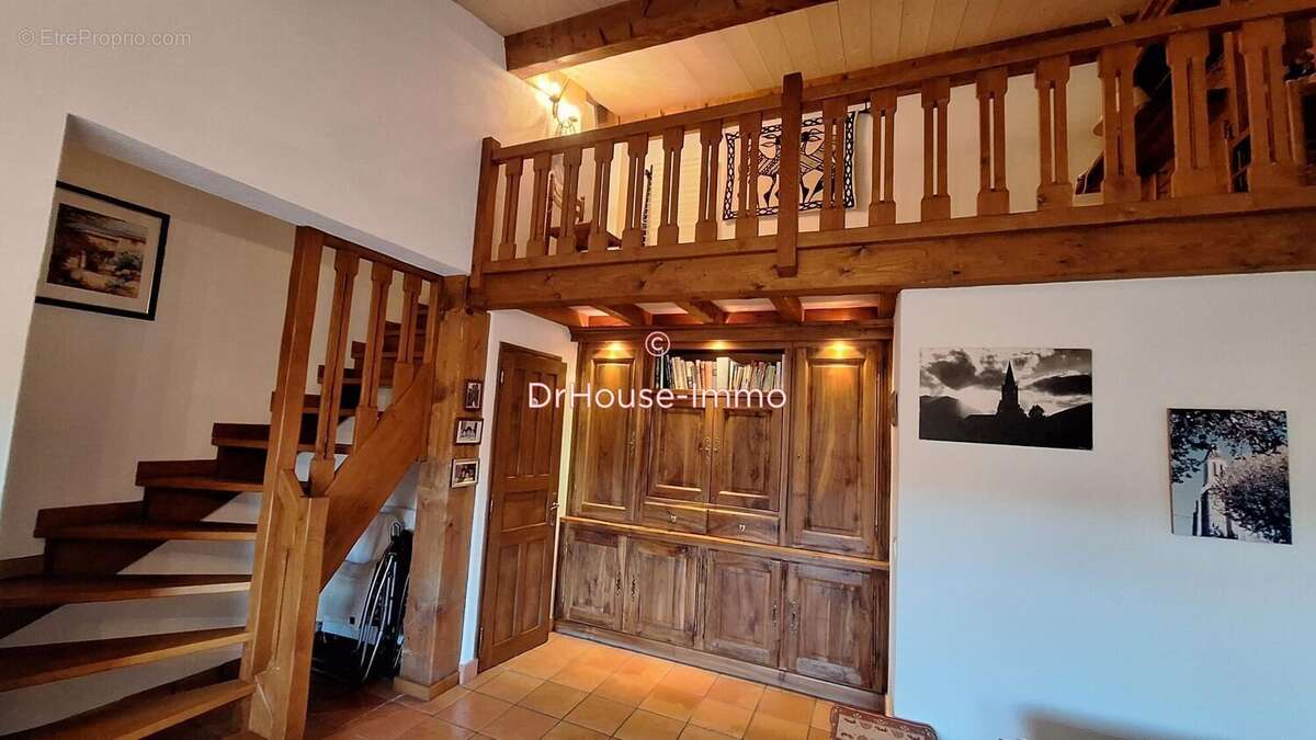 Maison à COLLOBRIERES