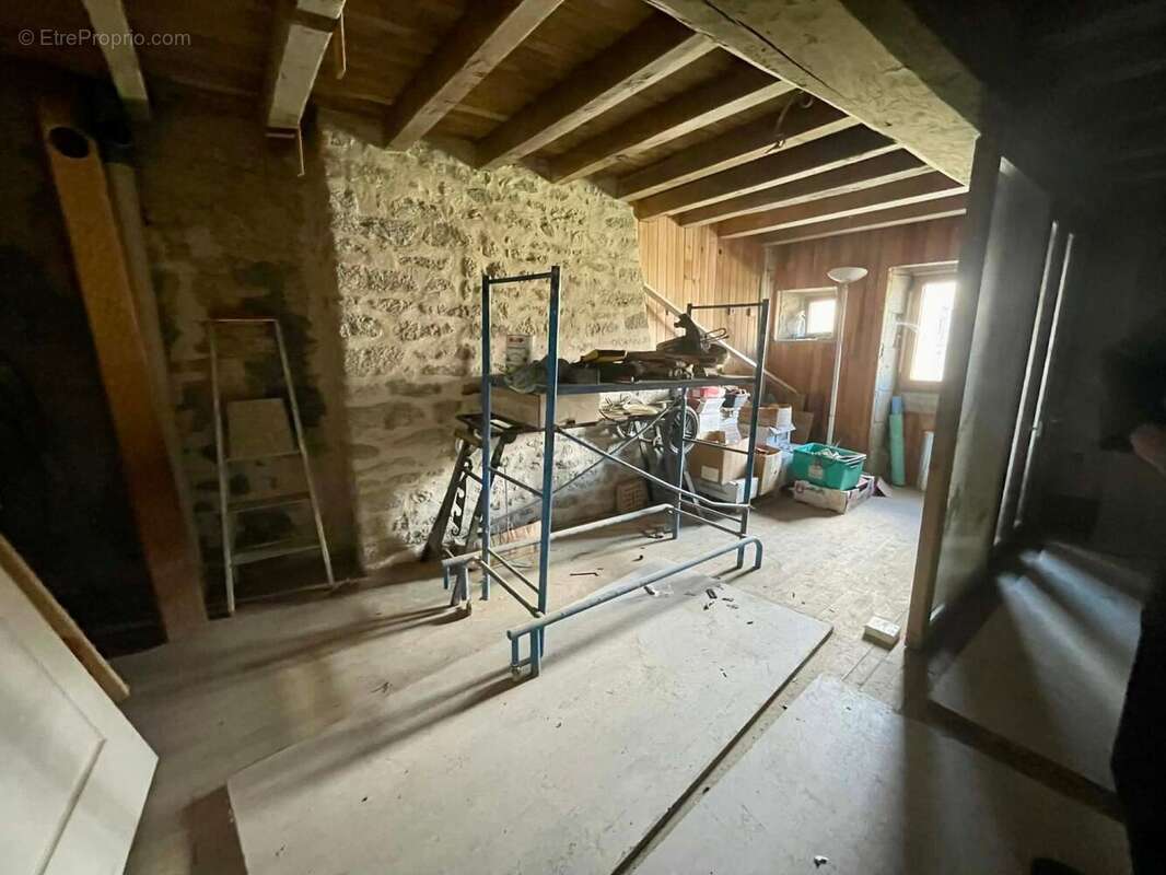 Maison 103 m² à Chamberaud  - photo 7