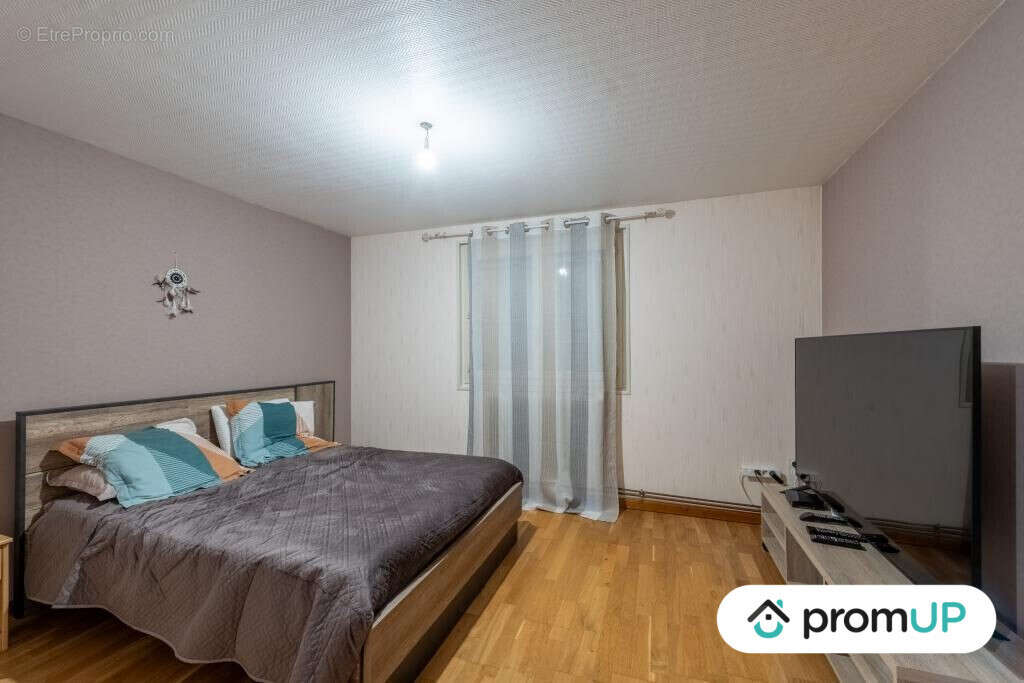 Maison à MONCHAUX-SORENG