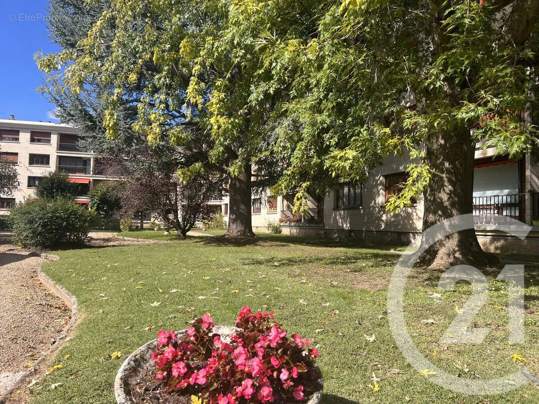 Appartement à FONTAINEBLEAU