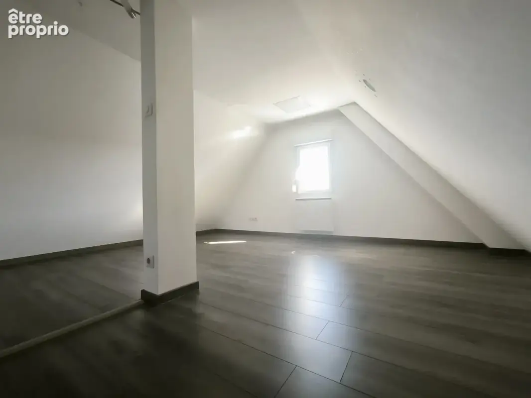 Wittenheim, duplex F5 dans maison avec jardin - photo 7