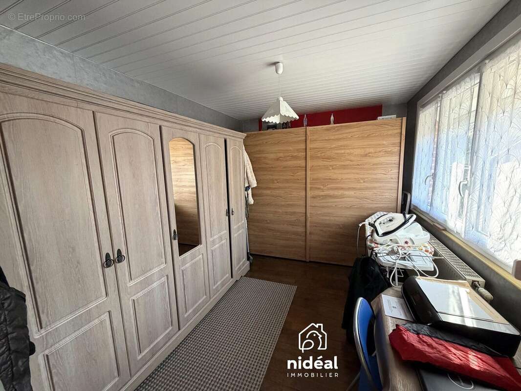 Maison à AULNOYE-AYMERIES