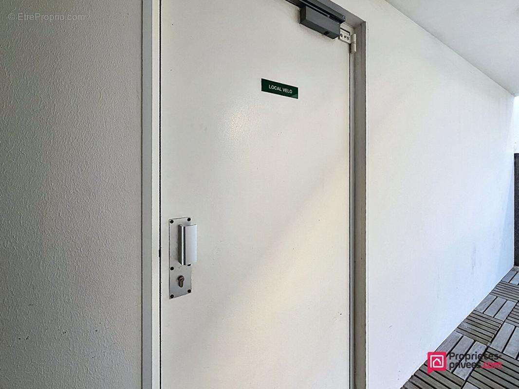 Appt La Rochelle 20 m2 - Idéal investisseur - Entre la Gare et le Centre ville - photo 12