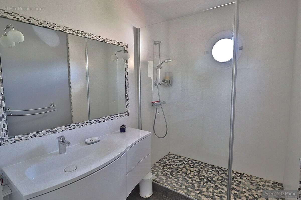 Maison à VERRIERES-LE-BUISSON